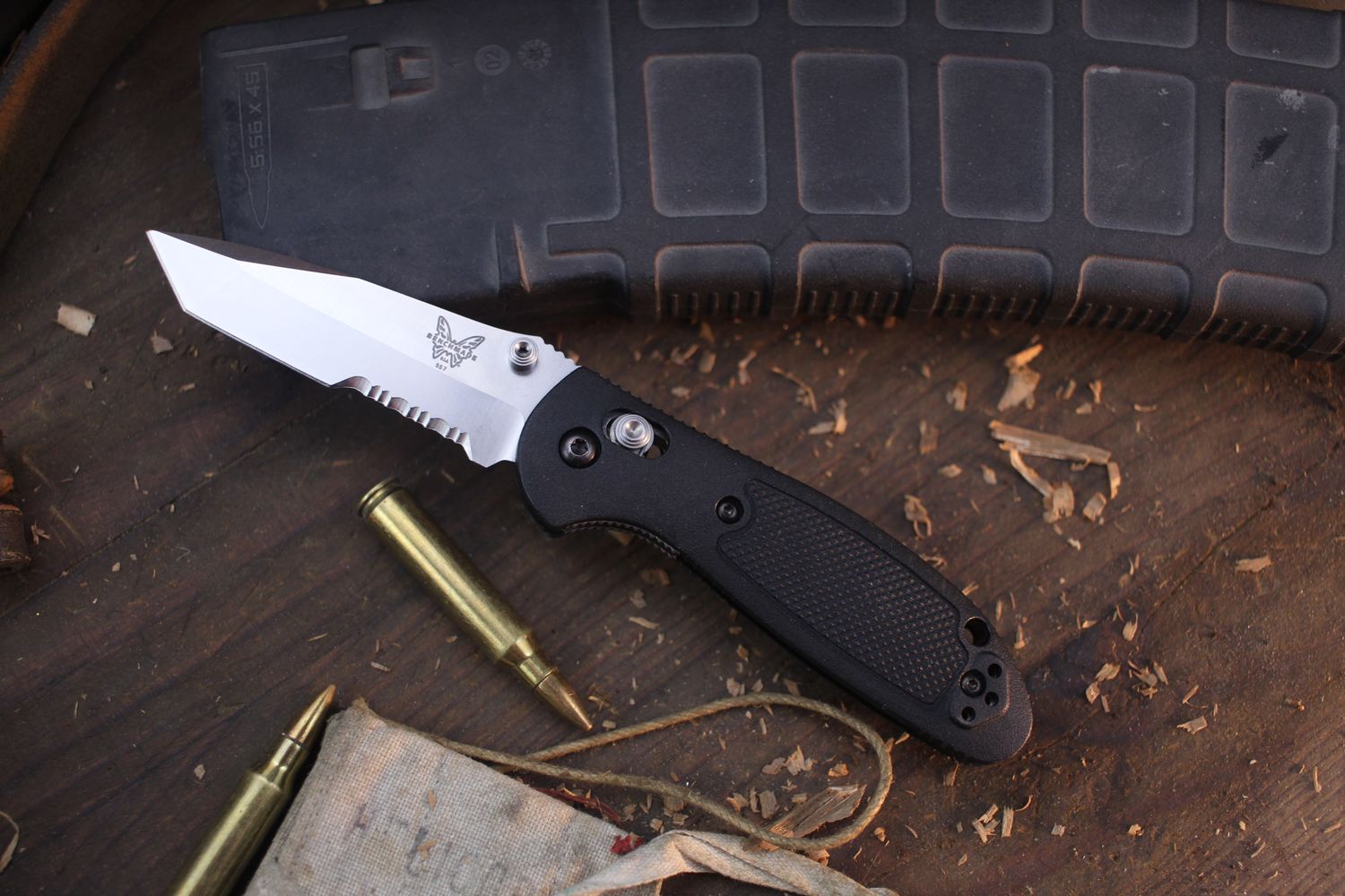 Benchmade Mini Griptilian 2.91&quot; Tanto Axis Lock Folder / Black Grivory / Satin Serrated 154CM ( Pre Owned )