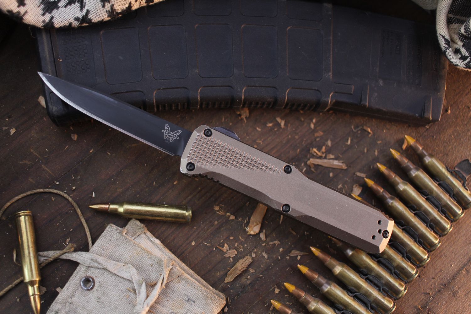 Benchmade Phaeton 3.45&quot; D/A OTF Auto / Flat Dark Earth Aluminum / Black S30V ( Pre Owned )
