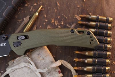 Zero Tolerance 0203 4" Duralock Folder / OD Green G-10 / Black M4