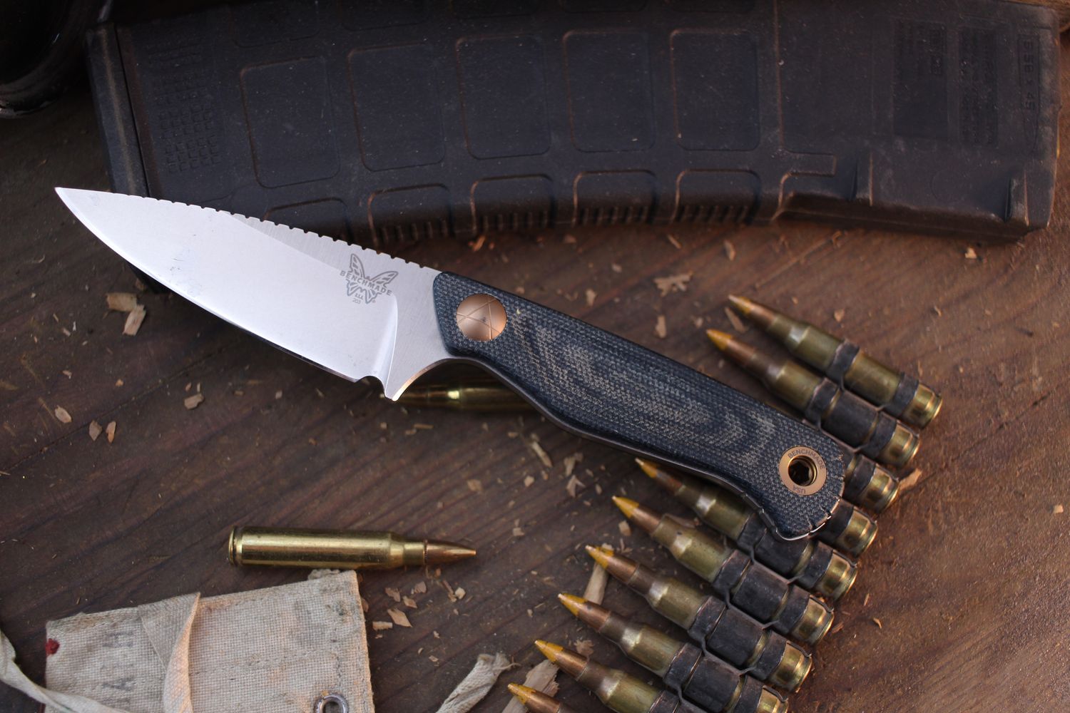 Benchmade Dacian 3.54&quot; Fixed Blade / Blue Denim Micarta / Satin CPM-MagnaCut ( Pre Owned )