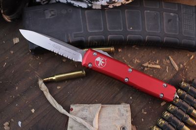 Microtech Ultratech S/E 3.46&quot; OTF Auto / Red Aluminum / Stonewashed Partially Serrated ( Pre Owned )