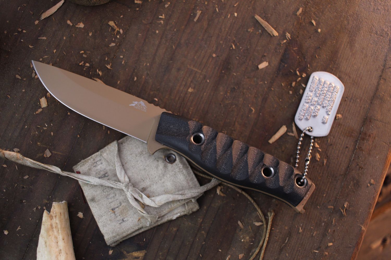 3DK MAK 4&quot; Fixed Drop Point, Desert Tan Cerakote K110 Blade / Black G10 handle