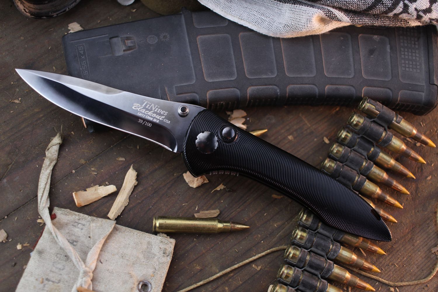 TiNives Covert D/A 3.65 4” Linerlock Folder / Textured Black Aluminum / Black DLC MagnaCut
