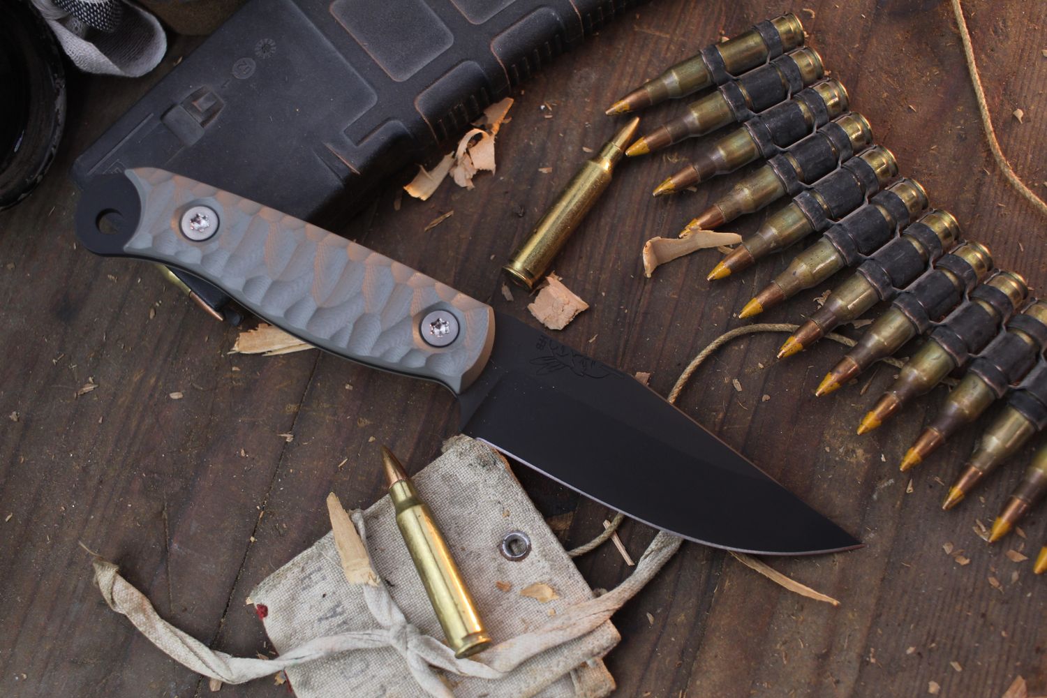 Half Face Blade Crow Scalper 4&quot; Fixed Blade / Grey G-10 / Armor Black Cerakote S45VN