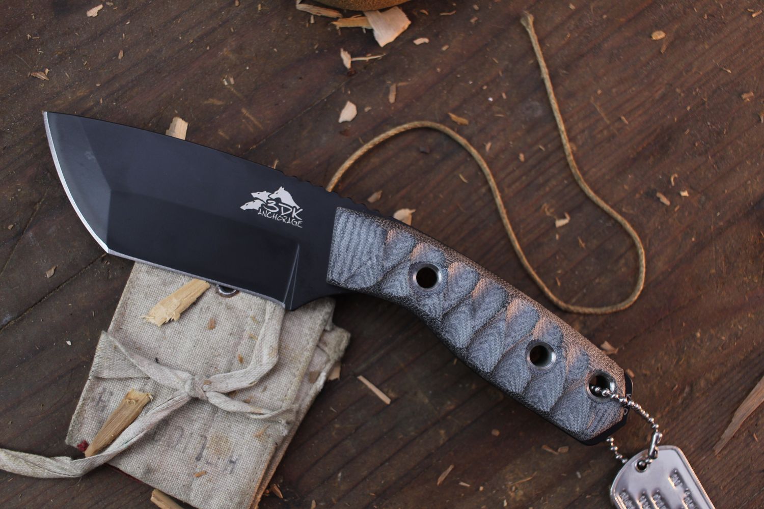 3DK Riot 3.7&quot; Fixed Tanto Point, Black Cerakote K110 Blade / Black Micarta handle