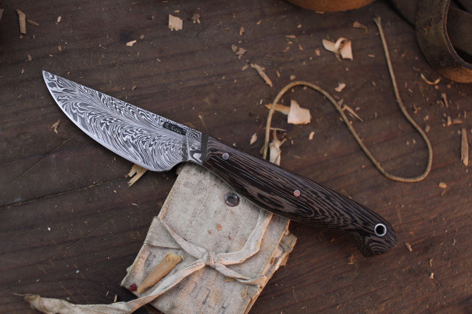 Mark Couch Utility 3&quot; Fixed Blade / Wenge / Alaskan Forged Feather Damascus
