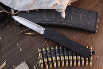 Hogue Incursion D/E 3.875" OTF Auto / Black Aluminum / Stonewashed 154CM ( Pre Owned )