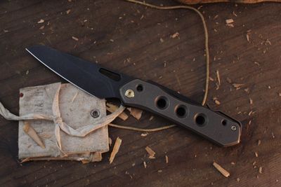 We Knife Co Snecx Vision R 3.54" Superlock Folder / Bronze Titanium / Black 20CV ( Pre Owned )