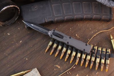 Microtech Dirac D/E 3" OTF Auto / Natural Aluminum / Black