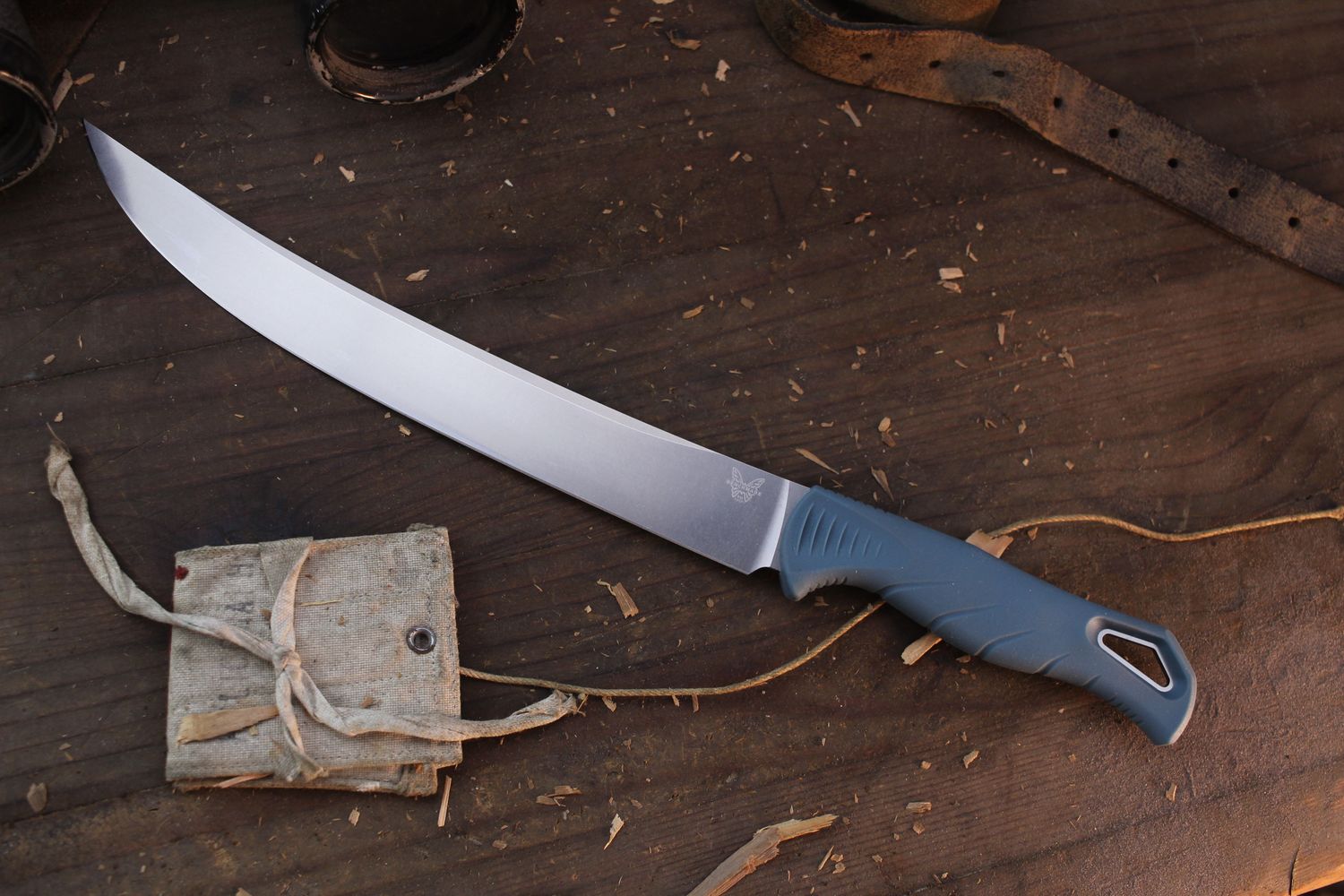 Benchmade Fishcrafter 9&quot; Fillet / Depth Blue Santoprene / Stonewashed MagnaCut