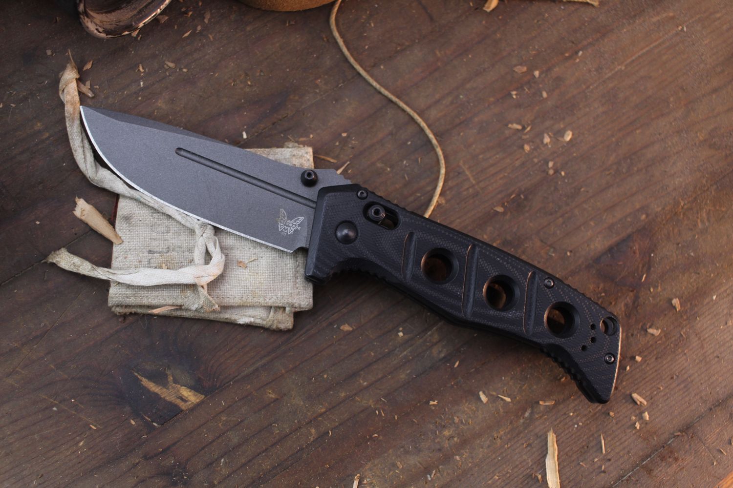 Benchmade Adamas 3.82&quot; Axis Lock Knife / Black G-10 / Tungsten Cerakote Cruwear ( Pre Owned )