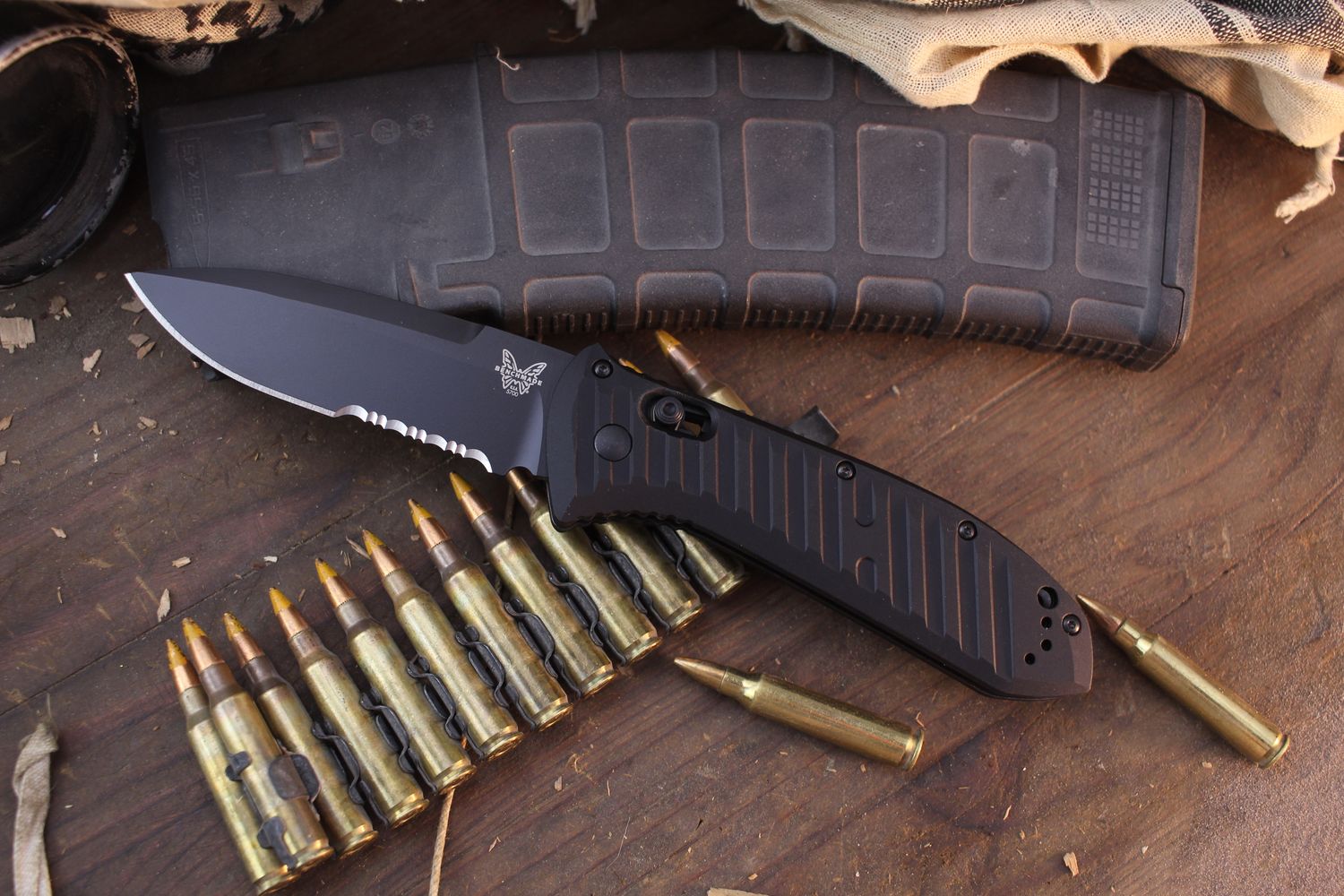 Benchmade Presidio II 3.7&quot; Axis Auto Folder / Black Aluminum / Black Partially Serrated S30V ( Pre-Owned )