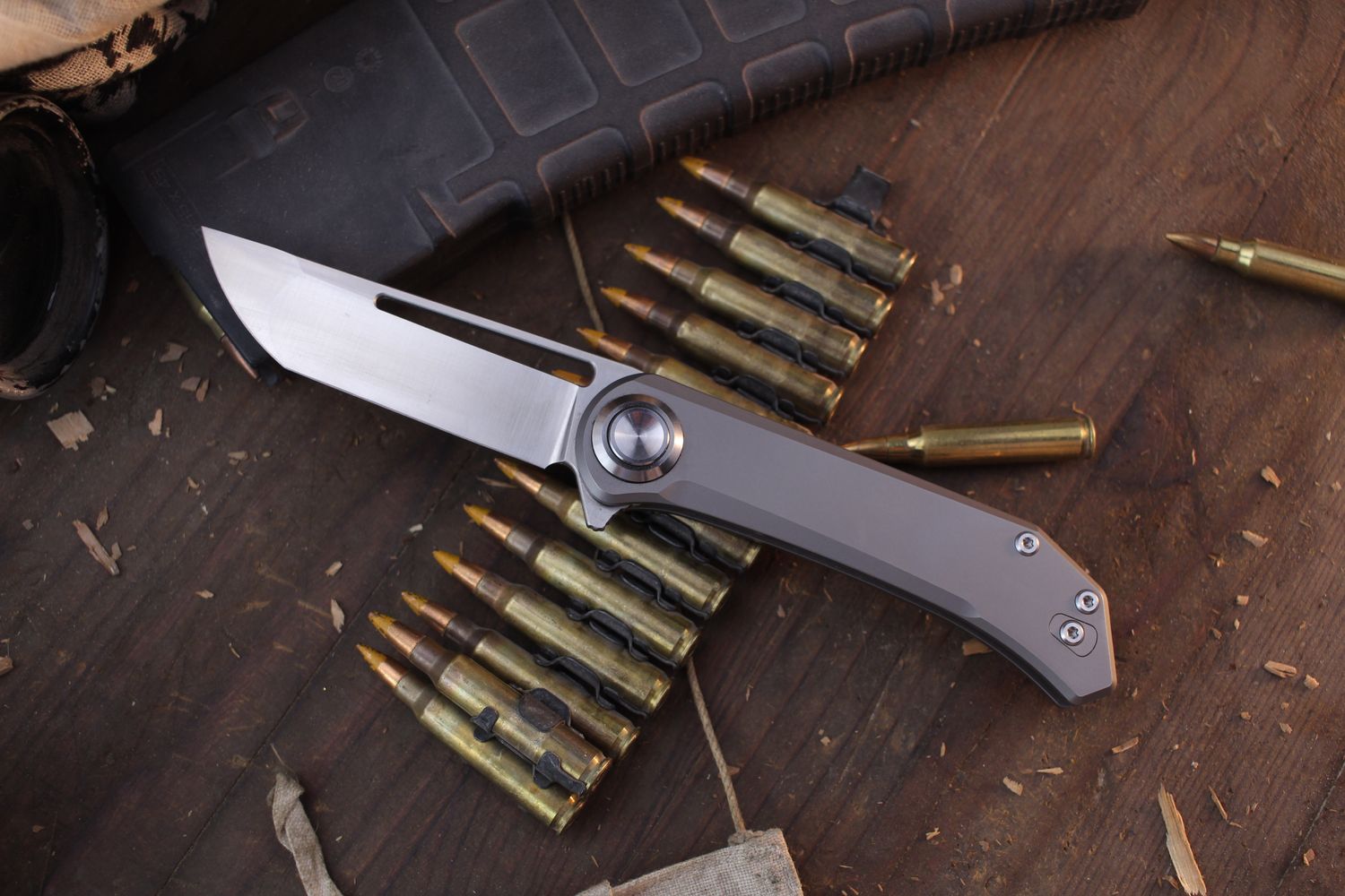 Aurora Knife &amp; Tool Truffles 3.4&quot; Round House Lock Folder / Stonewashed Titanium / Satin S35VN ( Pre Owned )