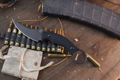 Bastinelli Picolomako 3" Fixed Blade / Black G-10 / Backwashed N690 ( Pre Owned )