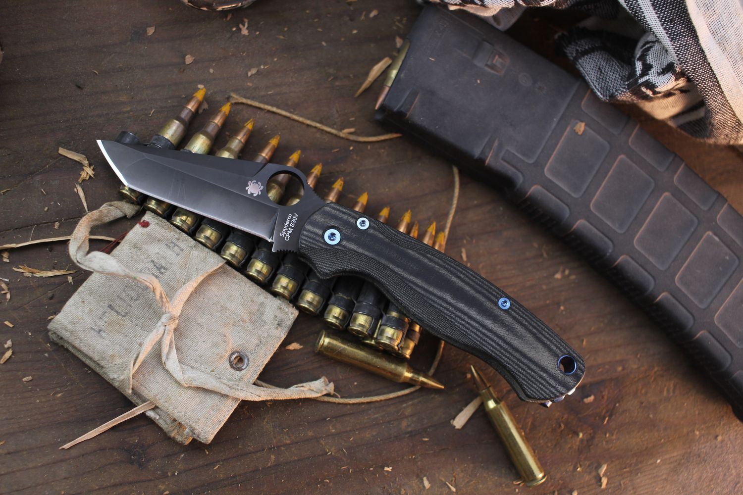 Spyderco Paramilitary 2 3.4&quot; Compression Lock Folder / Black Lotus Micarta &amp; Titanium Hardware / Black Tanto S30V ( Pre Owned )