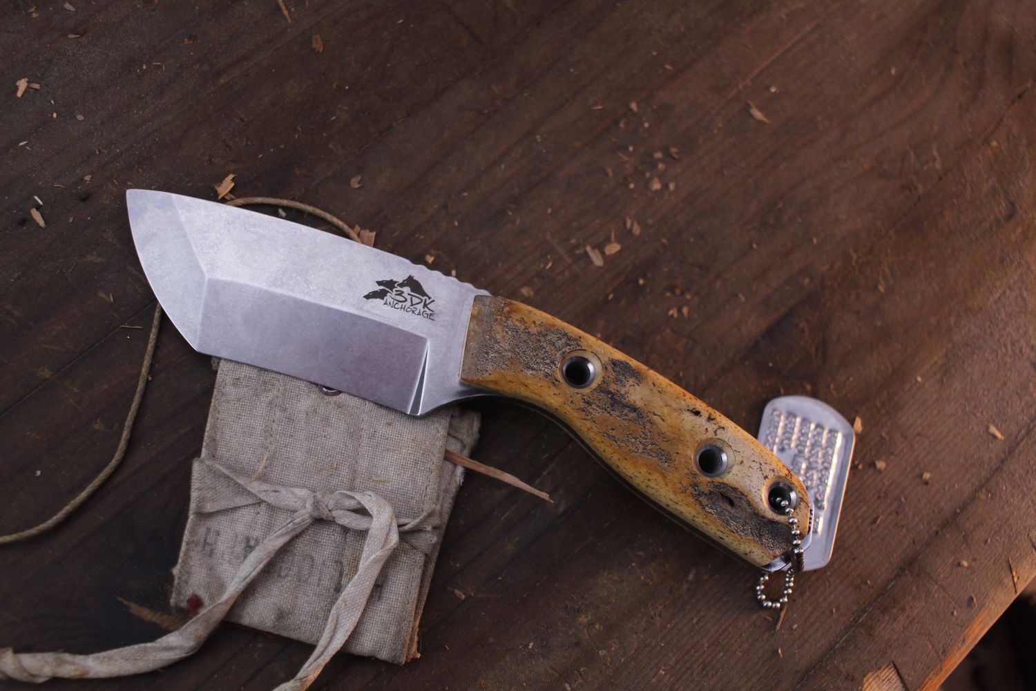 3DK Riot 3.7&quot; Fixed Tanto Point, K110 Blade / Walrus Jaw Bone Handle