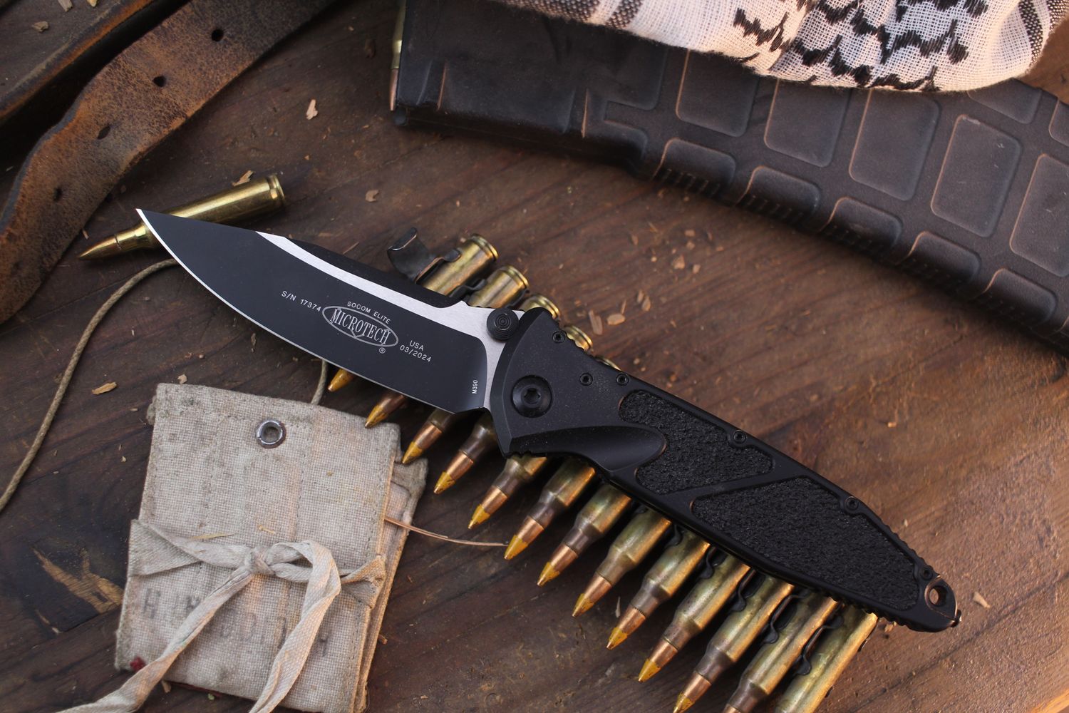 Microtech Socom Elite 4&quot; Linerlock Folder / Black Aluminum / Black Two-Tone M390 ( Pre Owned )