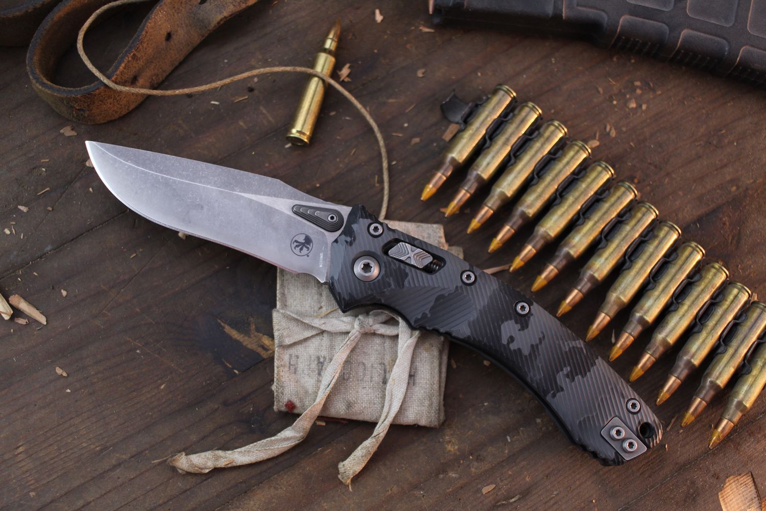 Microtech Amphibian 3.86&quot; Ram-Lok Folder / Fluted Urban Camo / Apocalyptic M390MK ( Pre Owned )