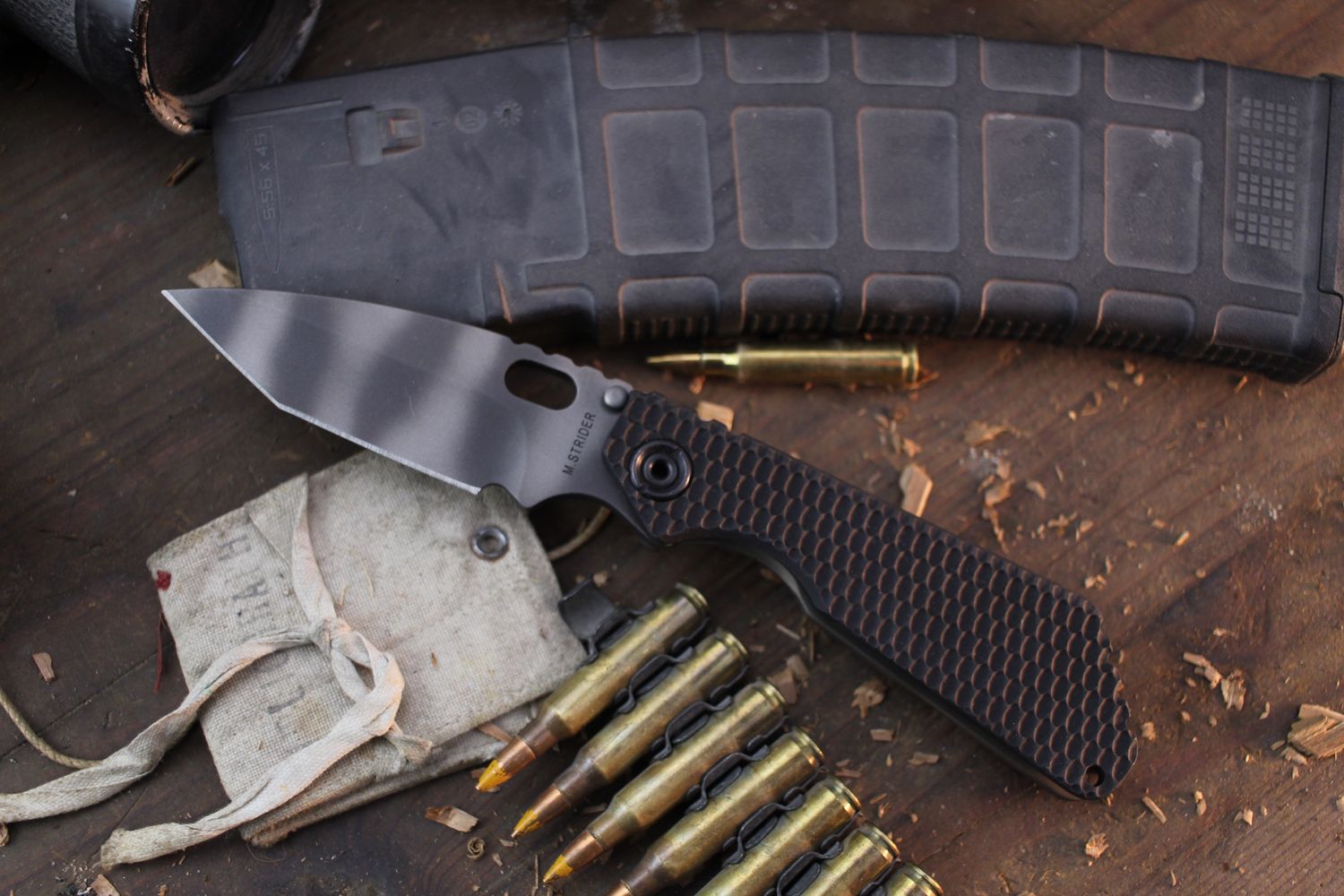 Strider SNG 3.75&quot; Framelock Folder / Black Stippled Gunner Grip &amp; Flamed Ti / Tiger Stripe PSF27 ( Pre Owned )
