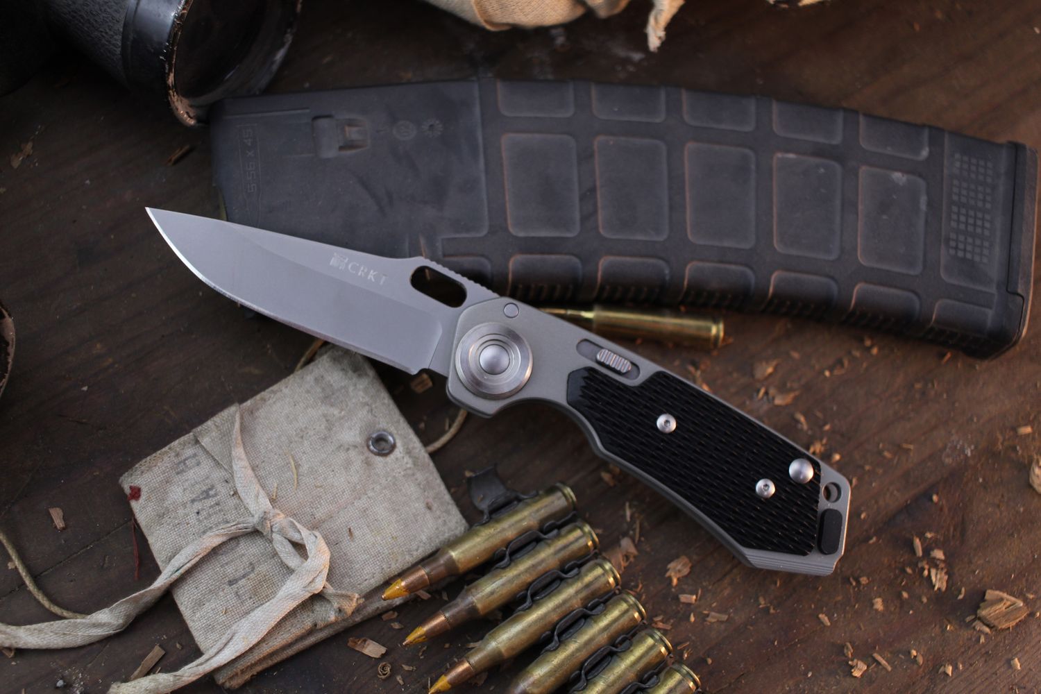CRKT HAWK D.O.G. 3.5&quot; Hawk Lock Folder / Black Zytel &amp; Stainless / Bead Blasted AUS-8 ( Pre Owned )