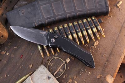 Kershaw Launch 1 3.4" Button Lock Auto Folder / Black Aluminum / Blackwashed CPM-154 ( Pre Owned ) Kershaw Launch 1 3.4" Button Lock Auto Folder / Black Aluminum / Blackwashed CPM-154 ( Pre Owned )