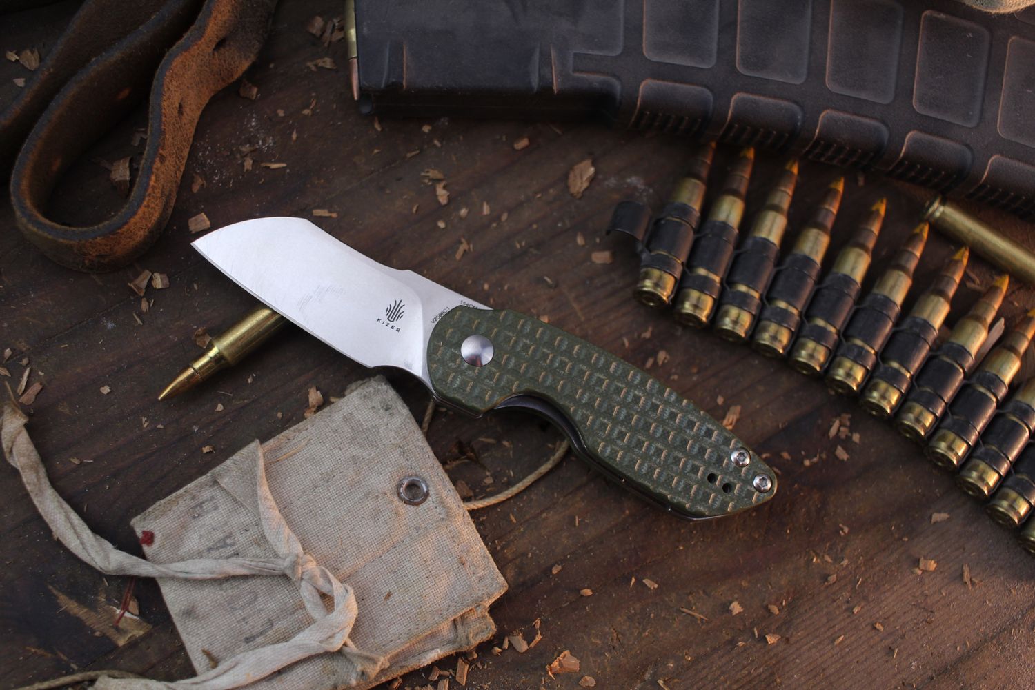 Kizer October Mini 2.5&quot; Linerlock Flipper / Frag Milled Green G-10 / Stonewashed 154CM ( Pre Owned )