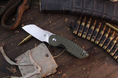Kizer October Mini 2.5&quot; Linerlock Flipper / Frag Milled Green G-10 / Stonewashed 154CM ( Pre Owned )