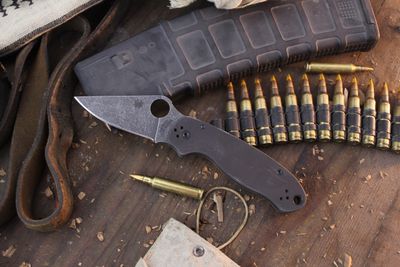 Spyderco Para 3 3" Compression Lock Folder / Bead Blasted Titanium / Acid Washed S45VN ( Pre Owned )