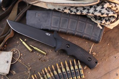 Zero Tolerance 0170 5.7&quot; Fixed Blade / Black G-10 / Black 14C28N ( Pre Owned )