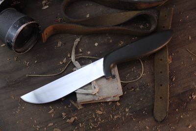 Gerber Classic Big Hunter 5.5" Fixed Blade / Black Armorhide / Polished M2HS ( Pre Owned )