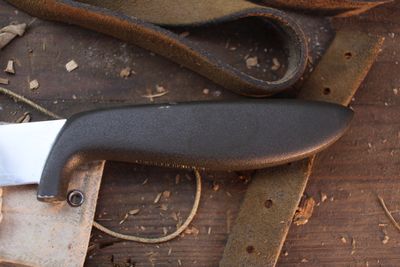 Gerber Classic Big Hunter 5.5" Fixed Blade / Black Armorhide / Polished M2HS ( Pre Owned )