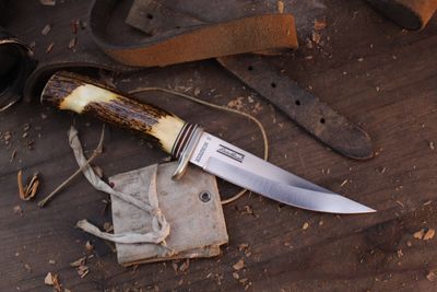 Morseth Knives Eddie Bauer Edition Model 8-3 5" Fixed Blade / Stag / Satin Laminated Steel ( Pre Owned )