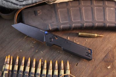 Vosteed Parallel 3" Crossbar Lock Folder / Black Titanium / Blackwashed 154CM