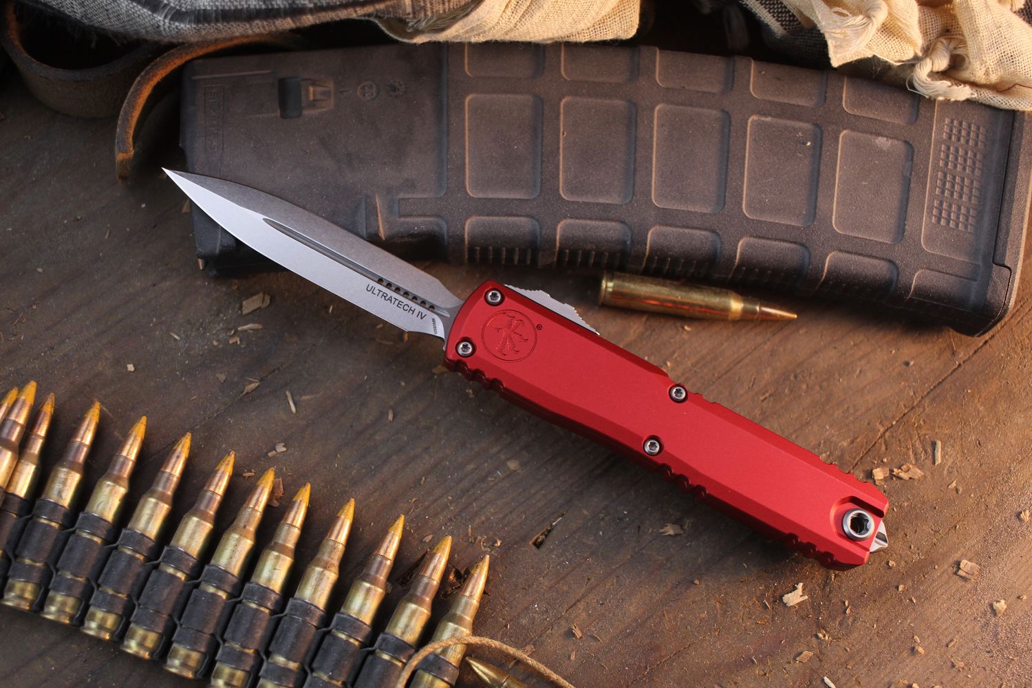 Microtech Ultratech D/E Gen IV 3.5&quot; AUTO OTF / Red Aluminum / Stonewashed M390MK
