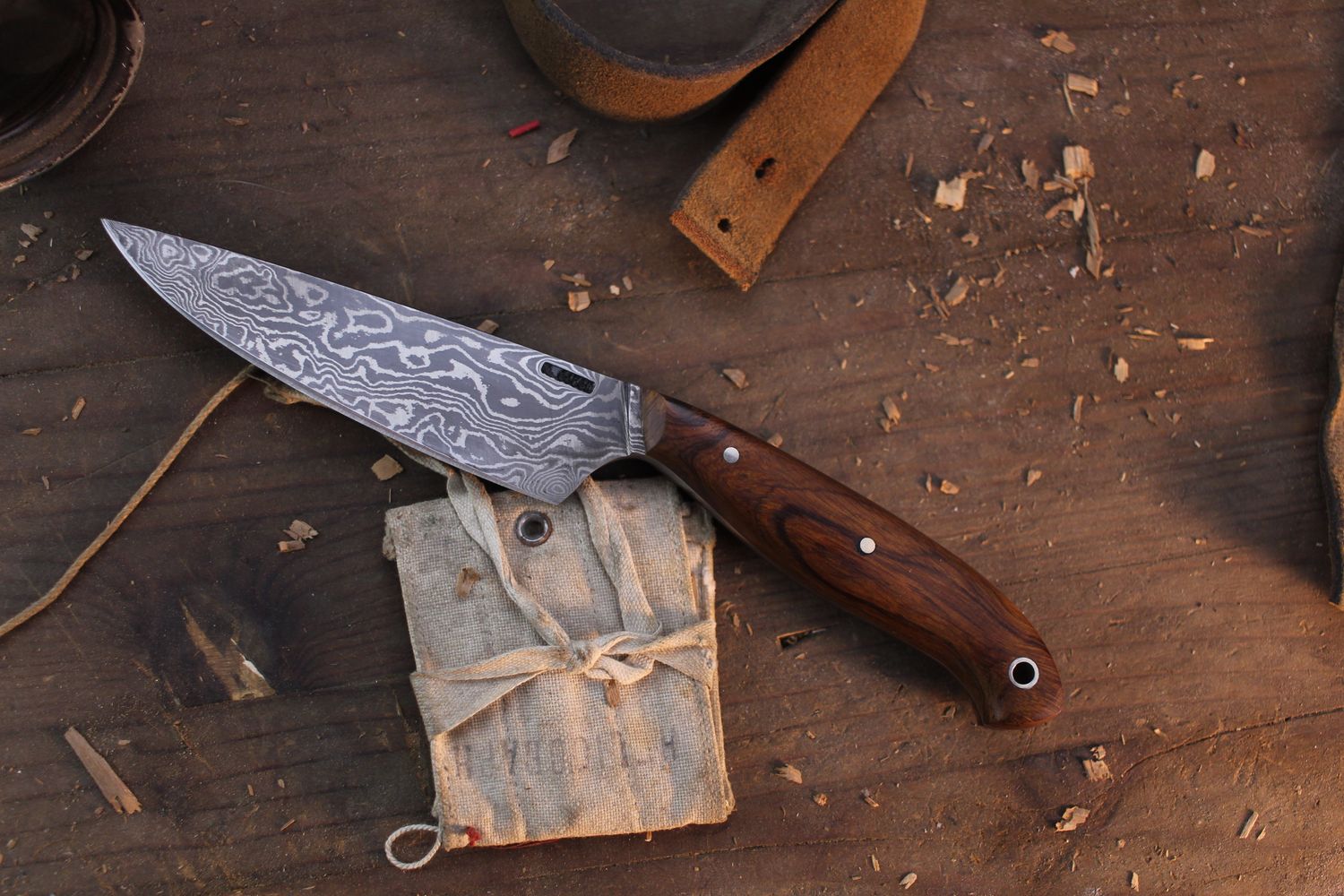 Mark Couch Large 4.5” Utility Knife / Walnut / Alaskan Forged Damascus