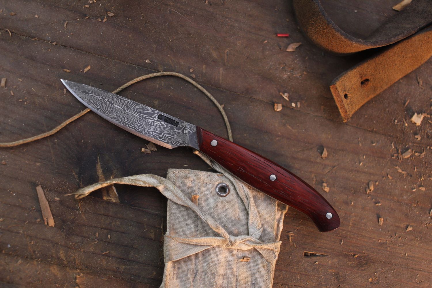 Mark Couch Fin &amp; Fur 3” Fixed Blade  / Padauk / Alaskan Forged Damascus