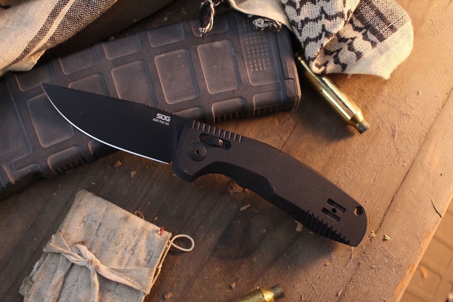 SOG Knives TAC AU Drop Point 3.4" XR Lock Auto Folder / Black Aluminum / Black D2 ( Pre Owned )