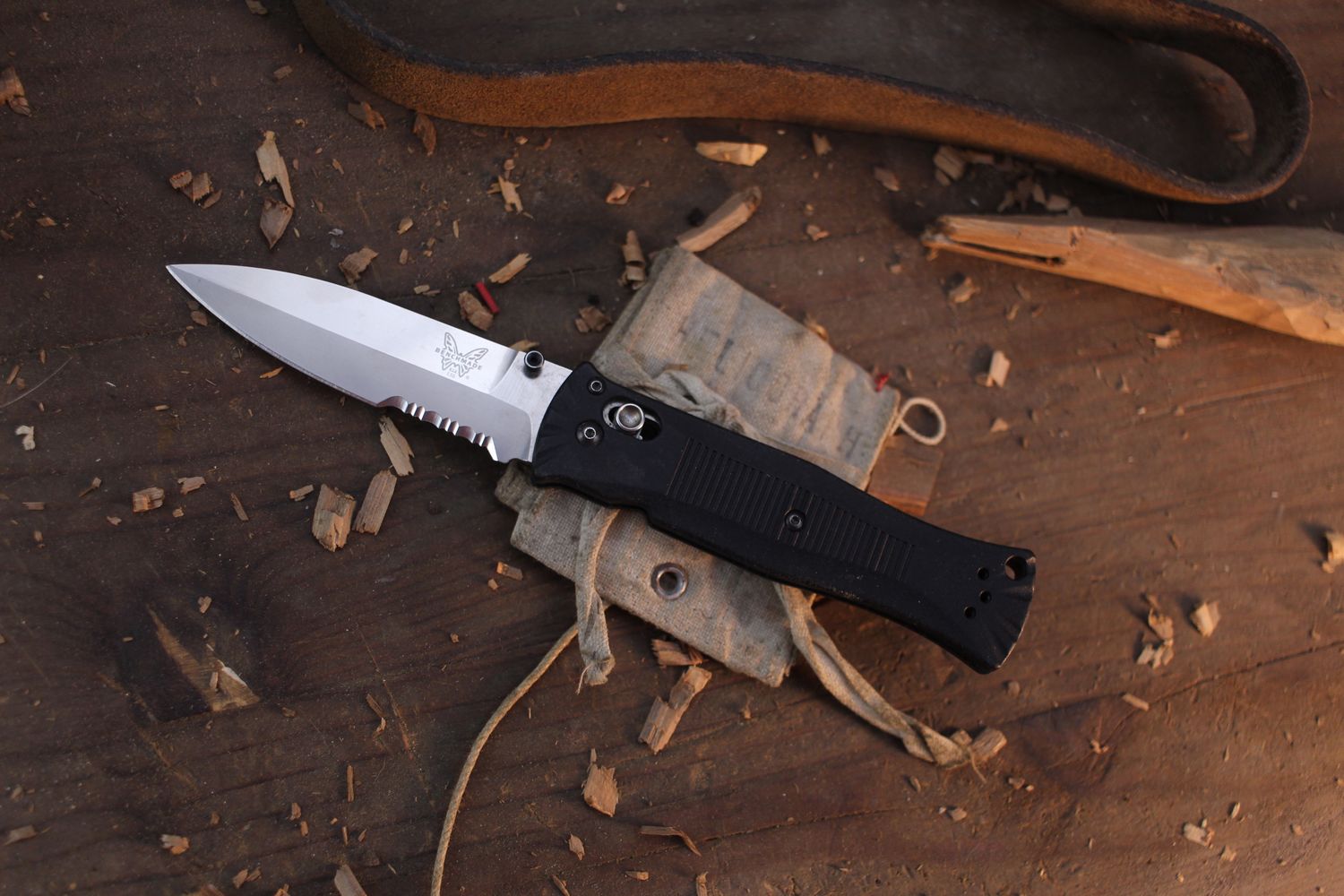 Benchmade Pardue 3.25&quot; AXIS Lock Folder / Black Polymer / Satin Serrated 154Cm ( Pre Owned )