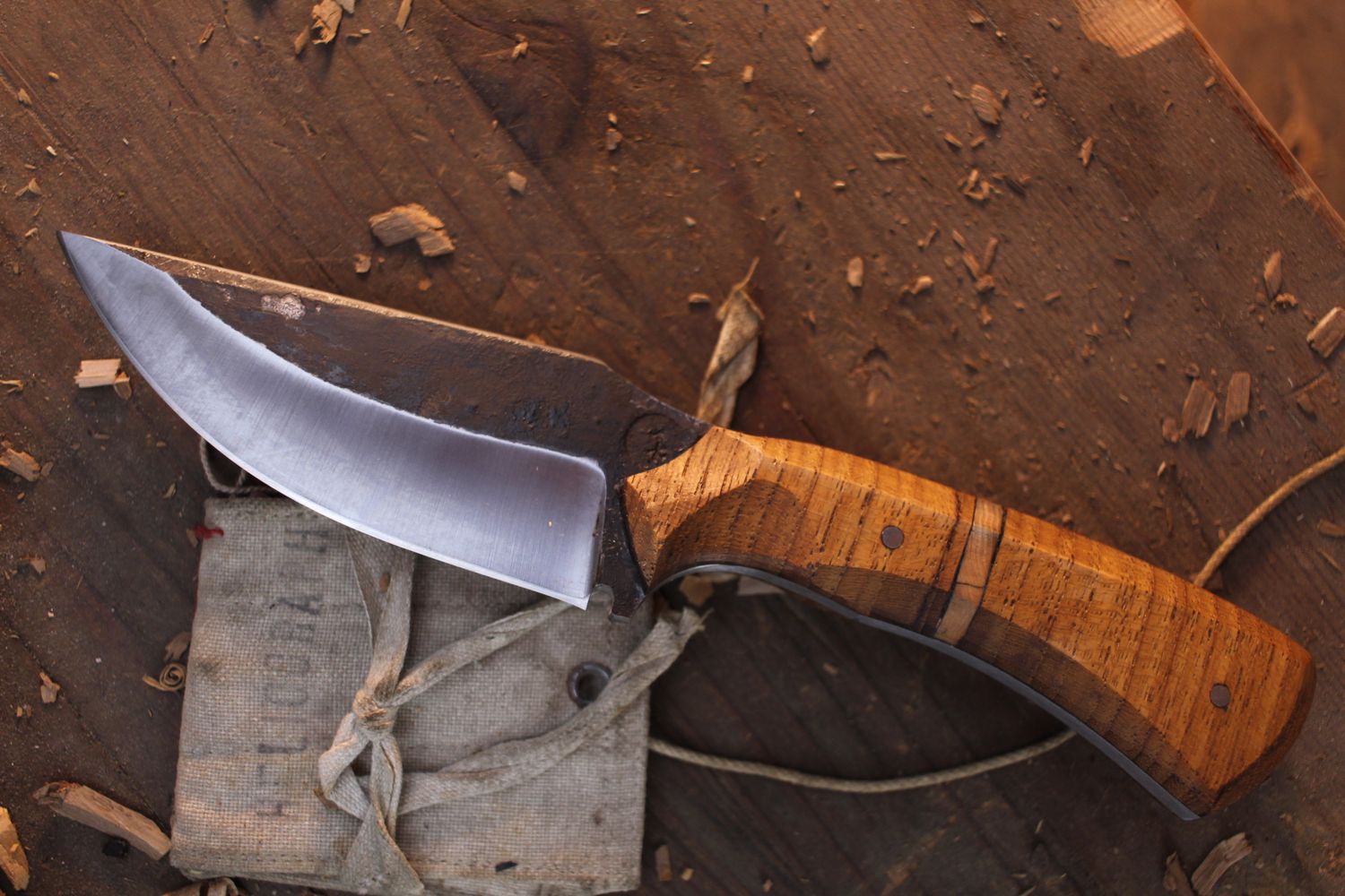 Barrett Knives Small Hunter 3.75&quot; Fixed Blade / Sculpted Maple / Forge Finished 1095