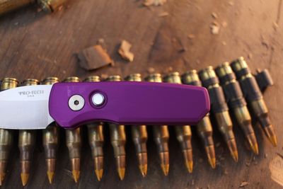 Pro-Tech Runt 5 Wharncliffe 1.9" Button Lock Auto Folder / Purple Aluminum &amp; White Pearl Button / Satin MagnaCut