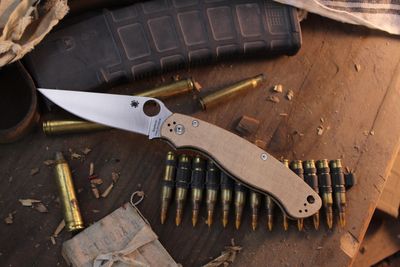 Spyderco Military 2 4" Compression lock Folder / Brown Canvas Micarta / Satin Cru-Wear