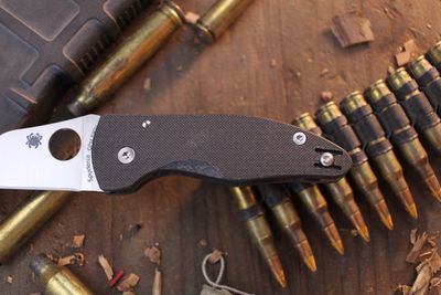 Spyderco MicroJumbo 2.5" Compression Lock Folder / Carbon Fiber / S90V