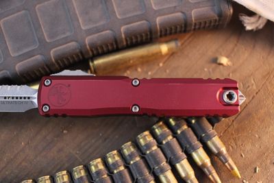Microtech Ultratech Gen IV D/E 3.55" OTF Auto / Merlot Aluminum / Apocalyptic Serrated M390MK