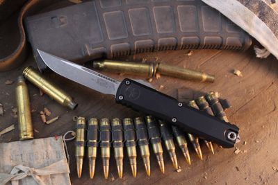 Microtech Ultratech Gen IV S/E 3.55" OTF Auto / Black Aluminum / Apocalyptic M390MK