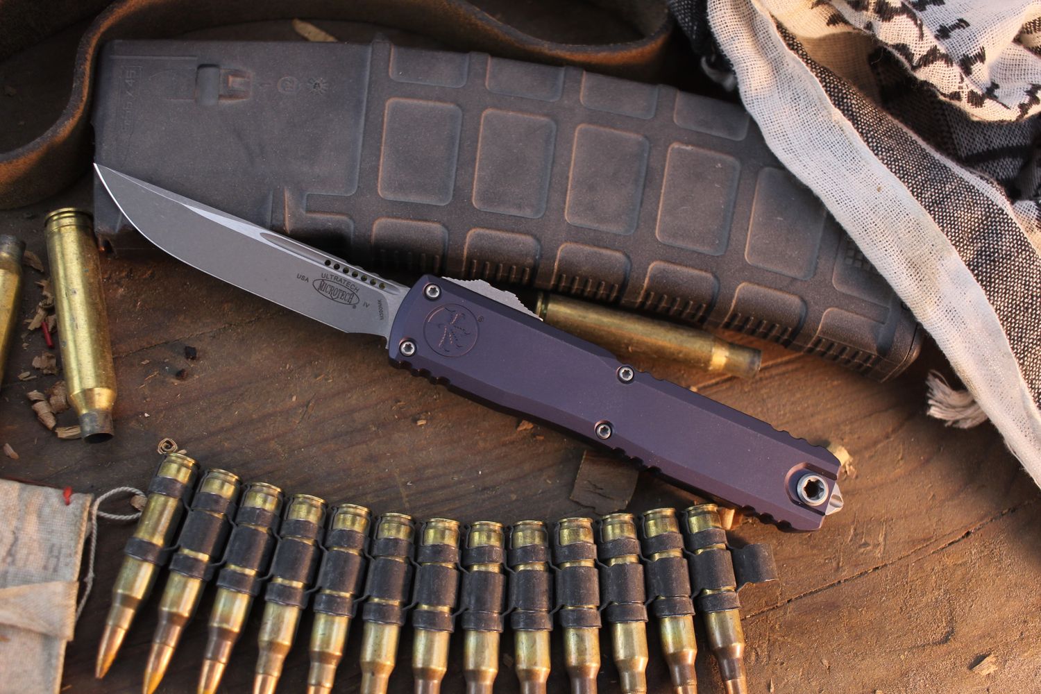 Microtech Ultratech Gen IV S/E 3.55&quot; OTF Auto / Graphite Aluminum / Apocalyptic  M390MK