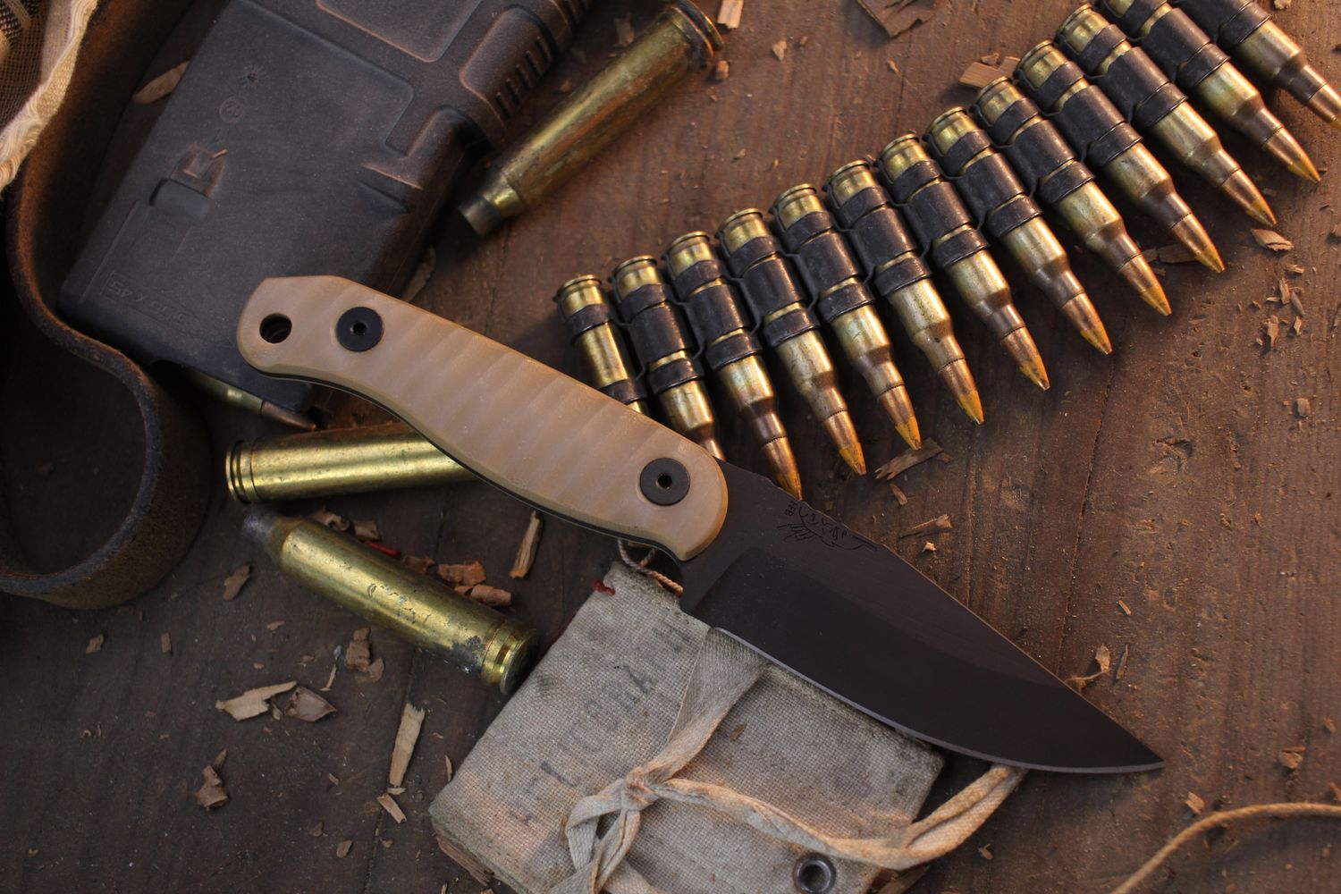 Half Face Blade Featherlight 3.35” Fixed Blade / Ghost &amp; Coyote Tan G-10 / Black Cerakote S45VN