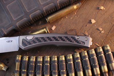 Zero Tolerance 0556 3.4" Button Lock Auto Folder / Titanium &amp; Carbon Fiber / Satin MagnaCut