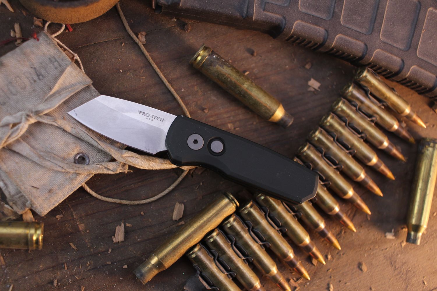 Pro-Tech Runt 5 1.94” Reverse Tanto Auto Button lock Folder / Green Aluminum / Stonewashed Magnacut ( Pre Owned )