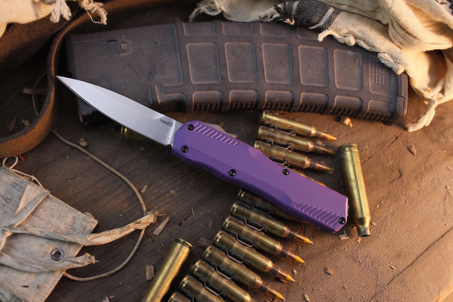 Kershaw Livewire Spear Point 3.3" OTF AUTO / Purple Aluminum / Stonewashed MagnaCut