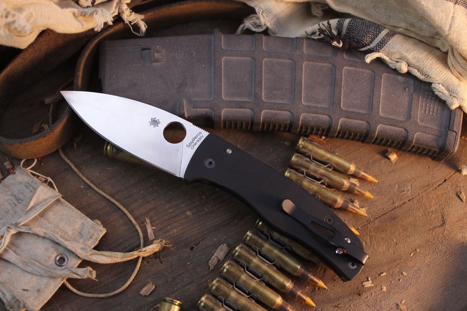 Spyderco Bodacious 3.6" Compression Lock Folder / Black G-10 / Satin S30V ( Pre Owned )